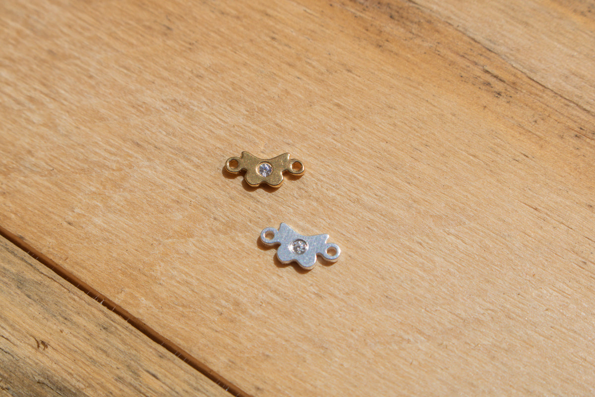 Butterfly CZ Connector